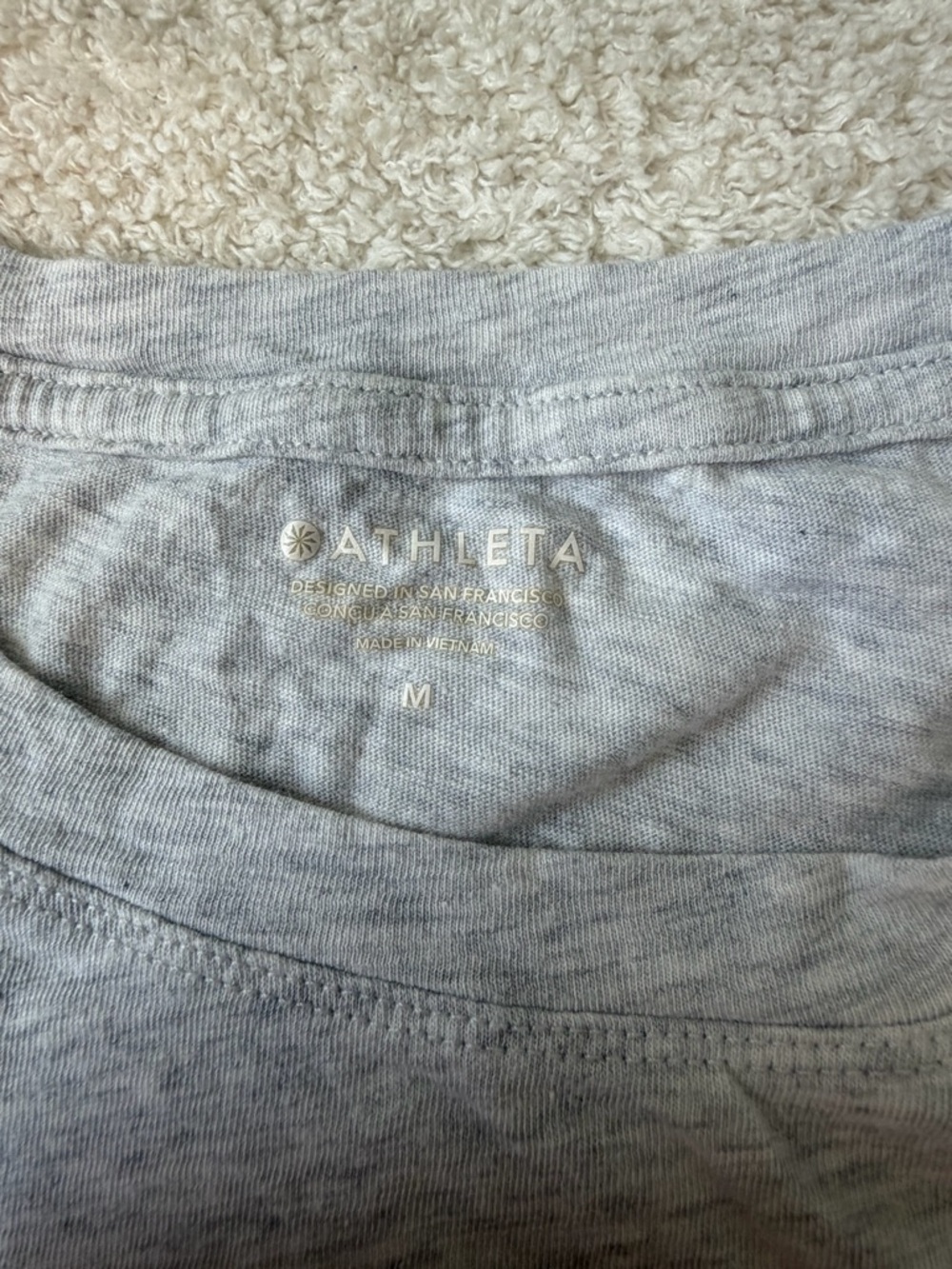 Athleta T-shirt size medium - Picture 2 of 2